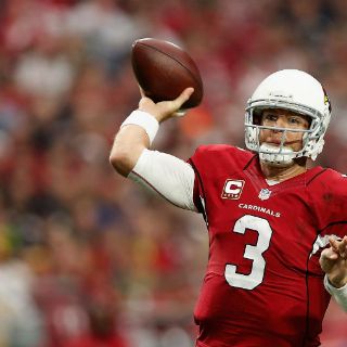 Cardenales vapulean a Rodgers y vencen a Empacadores