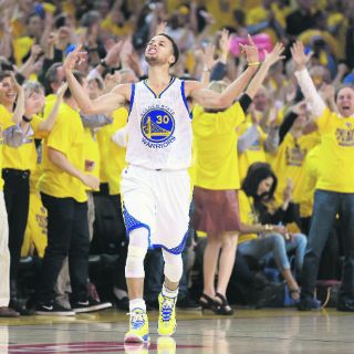 Curry y los Warriors brillan en 2015