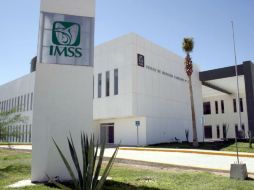 Debido a la contingencia, el Instituto restringió el paso familiares a la salas de espera. NTX / ARCHIVO