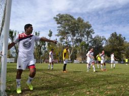 Los de la UdeG triunfaron en el cuarto partido amistoso de preparación para el Torneo Clausura 2016 de la Liga de Ascenso. TWITTER / @LeonesNegrosCF