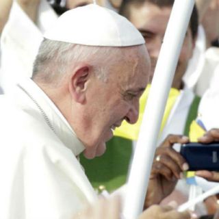 Eventos multitudinarios del Papa tendrán acceso gratuito: CEM