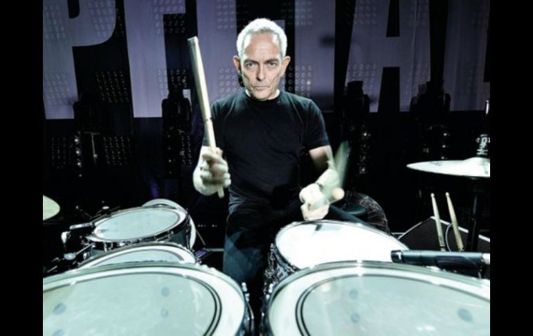 Bradbury fue reconocido junto con la banda gracias a éxitos como 'A Message to You, Rudy' y 'Too Much Too Young'. ESPECIAL /