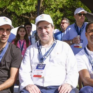 Raúl González vuelve a jugar futbol