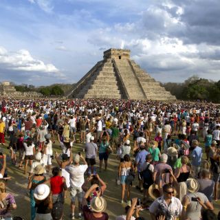 Artesanos y comerciantes piden evaluar si su labor afecta Chichén Itzá