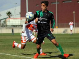 Santos Laguna salió en el primer tiempo con su primer equipo y para el segundo tiempo lo cambió. TWITTER / @ClubSantos