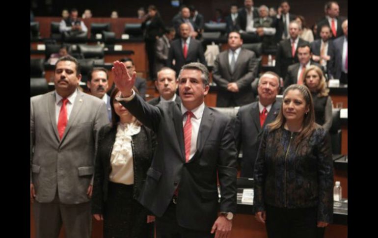 Peña Nieto designa a Santaella Castell al frente del Inegi, aprobado por el Senado el 15 de diciembre. TWITTER / @senadomexicano