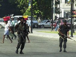 Haití vive una crisis política desatada tras la caída del presidente Jean-Bertrand Aristide. AP / ARCHIVO