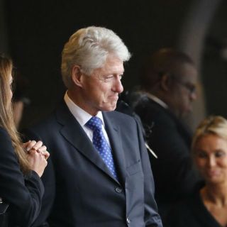 Trump llama a Bill Clinton 'uno de los mayores abusadores'