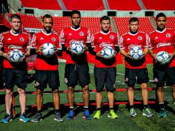 Los refuerzos posaron con su nueva piel, la playera de los Xolos. MEXSPORT /