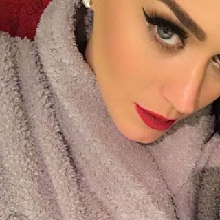 Katy Perry celebra junto a John Mayer