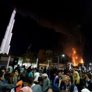 Al menos 16 heridos tras incendio en rascacielos de Dubai