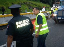 Elementos de la Policía Federal acordonaron la zona, mientras personal de Protección Civil realizaron las labores de rescate. NTX / ARCHIVO