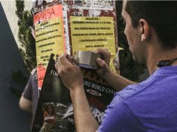 Se busca limpiar de anuncios el mobiliario urbano, postes, transporte urbano, registros y casetas telefónicas y árboles. EL INFORMADOR / ARCHIVO