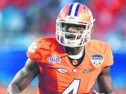 Deshaun Watson comandó a los Tigers de Clemson a mantener el invicto en la temporada. AFP / A. Lyons