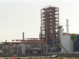 La compañía, que tiene el monopolio para refinado y distribución de combustibles del país, cerró el 2014 con millones de pérdidas. EL INFORMADOR / ARCHIVO