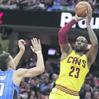 Dominio y paliza sobre el Magic