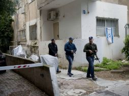 En la conflagración fallecieron un bebé y sus padres, mientras que su hermano mayor resultó herido. AP / O. Balilty