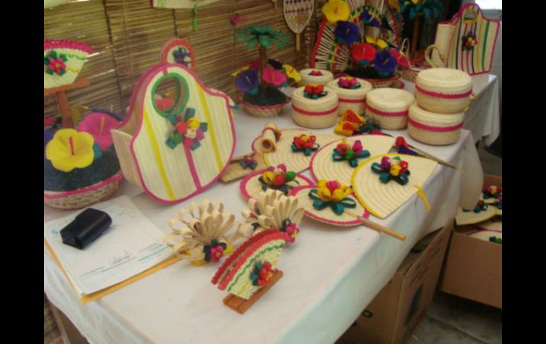 Apoyar a artesanos desarrolla el espíritu emprendedor a través de la mejora, para el enriquecimiento de las raíces. ESPECIAL / artesanias.tabasco.gob.mx