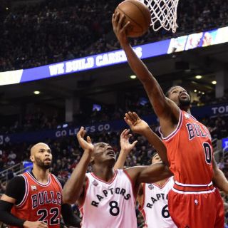 Jimmy Buttler rompe récord de Michael Jordan