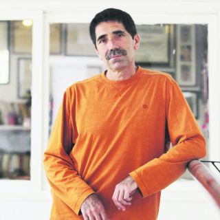 'El Caimán' viste de moño negro