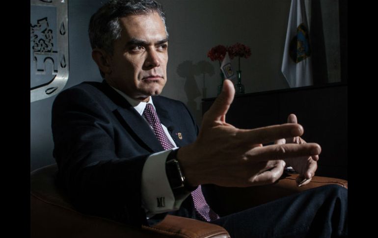 Miguel Ángel Mancera dijo que la inversión de Autotraffic fue hecha por la empresa. SUN / G. Espinosa