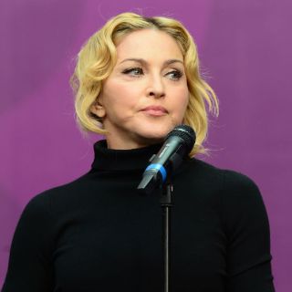 Guy Ritchie alista 'guerra' contra Madonna por custodia de su hijo