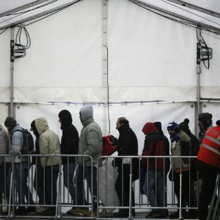 Parlamento británico insta a acoger a tres mil niños refugiados