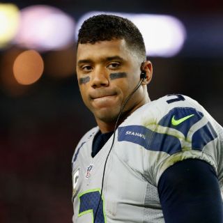 Russell Wilson cierra como el mejor pasador por rating