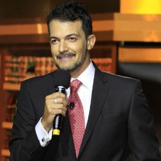 Fernando Del Solar, a punto de superar crisis de salud, aseguran