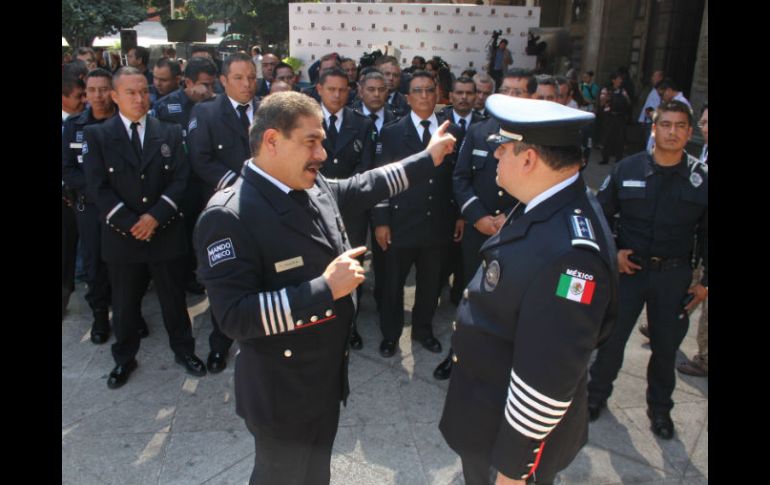 Agentes del mando único asumieron el pasado lunes la seguridad de 15 municipios de Morelos. EFE / R. Villegas