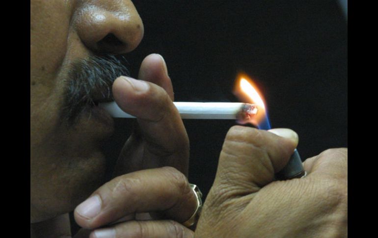 Buscarán que los lugares sean protegidos para ser declarados ''libres de humo''. EL INFORMADOR / ARCHIVO