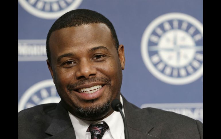 Ken recibió 437 votos de 440 posibles, la más alta en la historia. AP / ARCHIVO