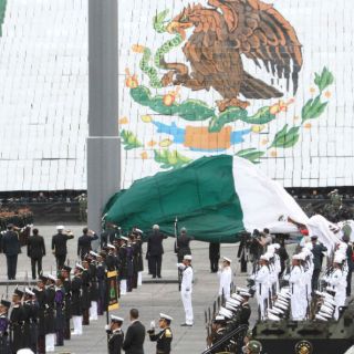 Avalan obligación de transmitir Himno Nacional en radio y TV