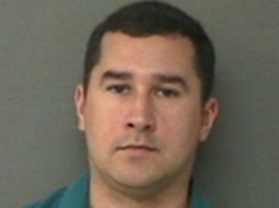 Brian Encinia acudió a la cárcel del condado Waller y se le fijó una fianza de dos mil 500 dólares. AP / Condado de Waller