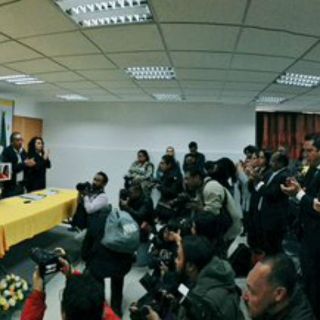 El PRD aplaza definición de alianzas con el PAN