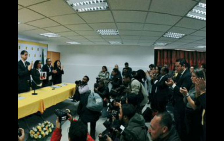 El CEN debe aprobar las alianzas con el partido albiazul en al menos seis entidades del país en comicios de este año. TWITTER / @PRDMexico