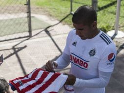 Israel Castro será quien arranque el campeonato y Carlos Salcido (foto) está listo para suplirlo porque tiene toda la experiencia. EL INFORMADOR / R. Tamayo