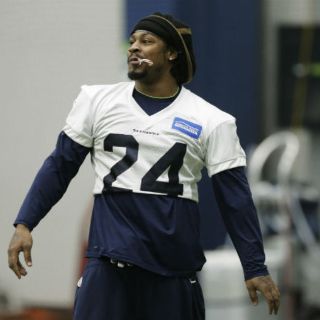 Marshawn Lynch podría reaparecer en juego contra Minnesota