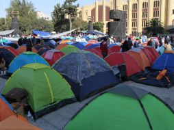 Señalaron que las carpas retiradas se encontraban en completo abandono y sólo generan basura. NTX / ARCHIVO