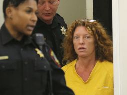 Con una orden judicial para revisar sus registros bancarios y telefónicos se halló que Tonya Couch había retirado dicha cantidad. AP / ARCHIVO