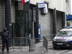Los investigadores franceses buscan determinar la verdadera identidad del sujeto que pretendía asaltar la estación policiaca en París. EFE / ARCHIVO