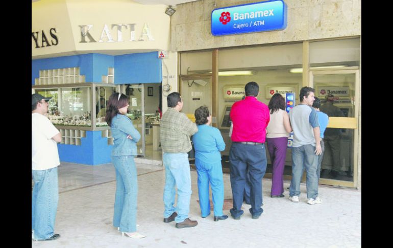 Las sucursales en tiendas departamentales cuentan con características que facilitan los robos. EL INFORMADOR /