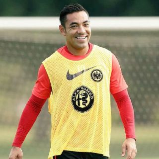 Marco Fabián debuta en amistoso con el Frankfurt