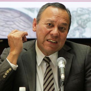 Zambrano urge a generar leyes para combatir crimen