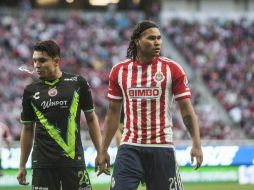 Peña se estrenó con los Rojiblancos al minuto 14. EL INFORMADOR / R. Tamayo