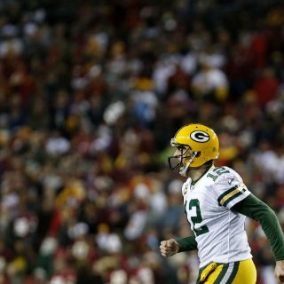 Green Bay remonta y avanza a ronda divisional