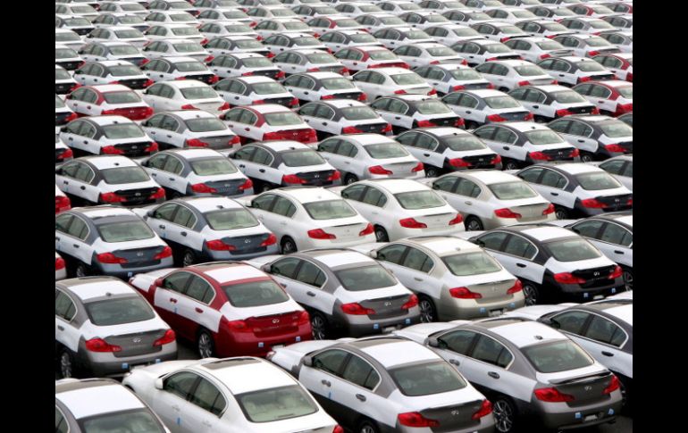 La Asociación Mexicana de Distribuidores de Automotores prevé para este año un crecimiento de 5.96 por ciento. EL INFORMADOR / ARCHIVO