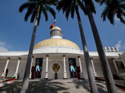 La sentencia declara además 'nulos absolutamente' todos los actos de la Asamblea Nacional (foto) mientras estén incorporados. AP / F. Llano