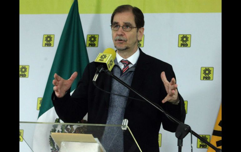 Agustín Basave declinó hacer comentarios sobre el avance de las pláticas. SUN / ARCHIVO