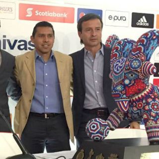 Presentan la Copa Chivas Internacional
